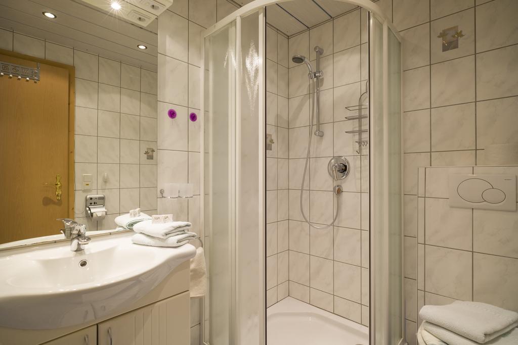Ferienwohnung Eberharter Theresia Ramsau im Zillertal Bagian luar foto